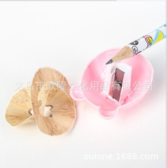 Bee Cartoon Pencil Sharpener — Style 131