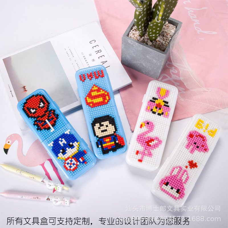 Plastic Creative Cartoon Pencil Box — Variant 2 view 2