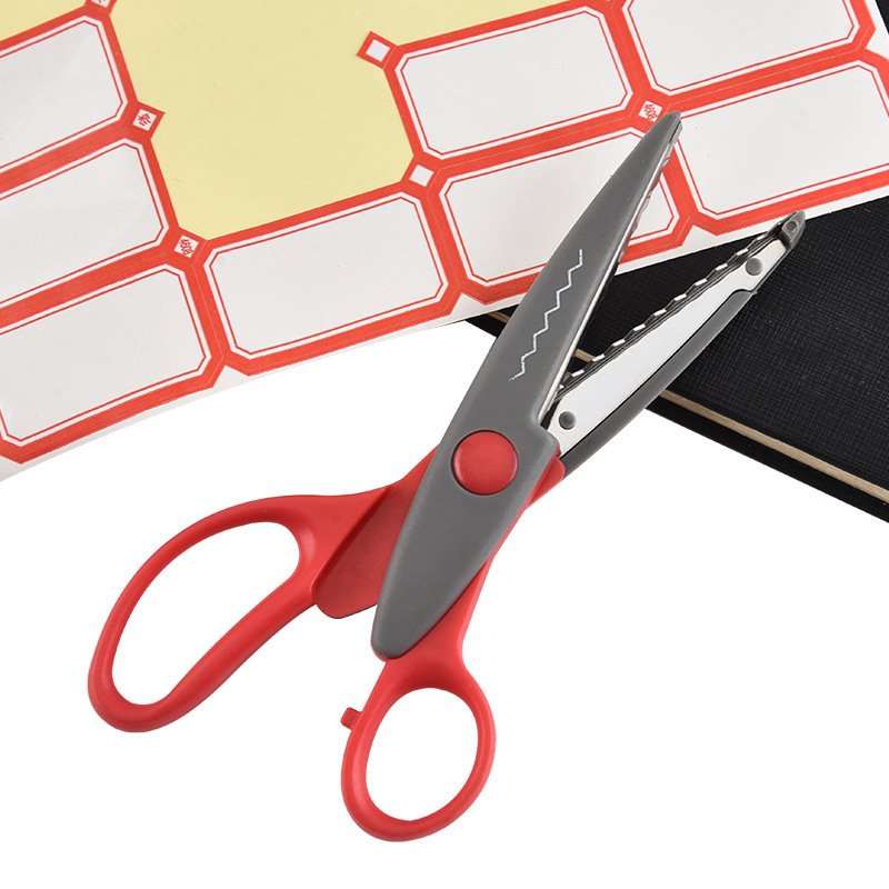 Plastic Decorative Cartoon Decorative Edge Scissors