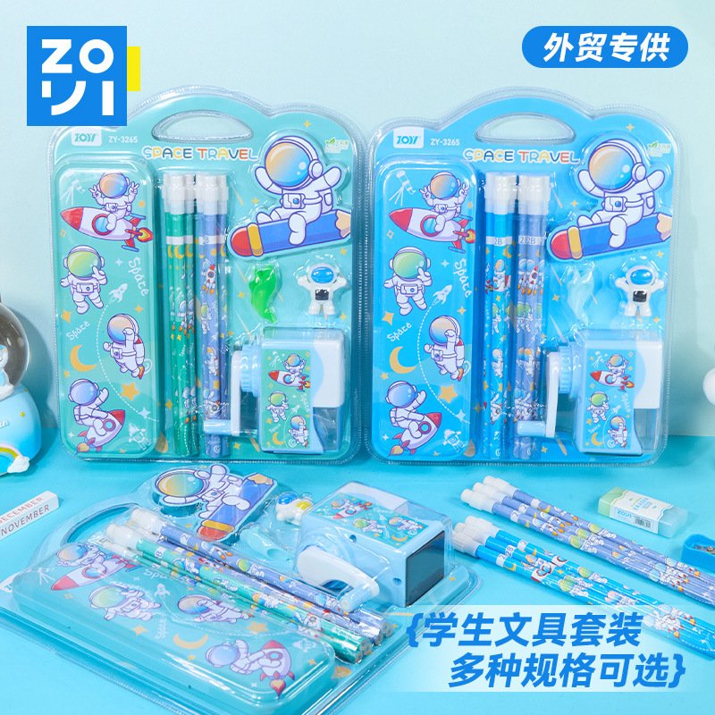 Astronaut Cartoon Pencil Sharpener, Set view 2