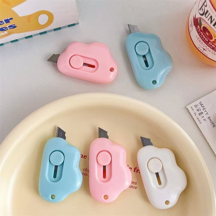 Mini Portable Minimalist Utility Knife