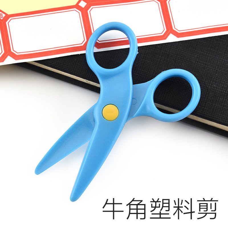 Plastic Mini Cartoon Scissors view 2